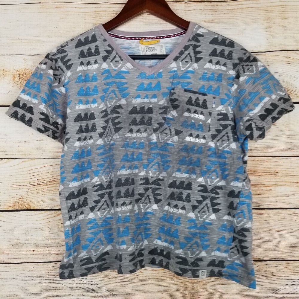 Free Planet Top Womens Size M Gray & Blue Aztec Tribal Print Short Sleeve Cotton